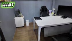 A'posh Bizhub (D27), Factory #499157471